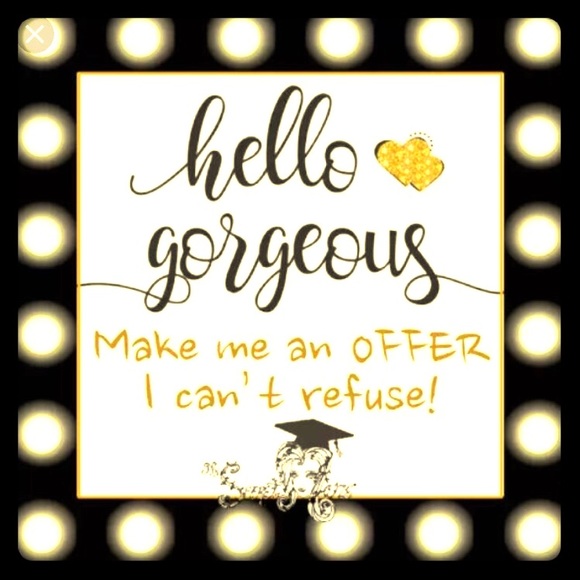 Bundle or Make an Offer - Picture 1 of 1